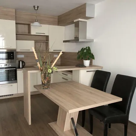 Apartment Centralpoint Bratislava, Kramare, Koliba *